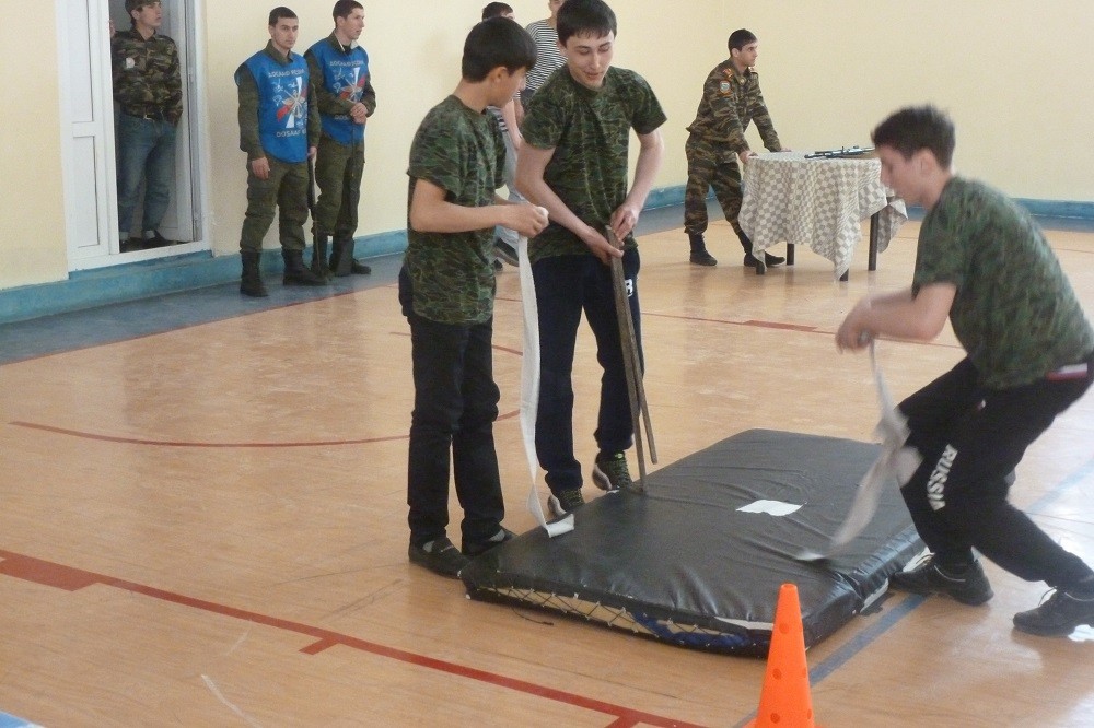 v gderbent proveli voenno sportivnuju igru a nu ka parni regionalnoe otdelenie dosaaf rossii respubliki dagestan 42a3cf9