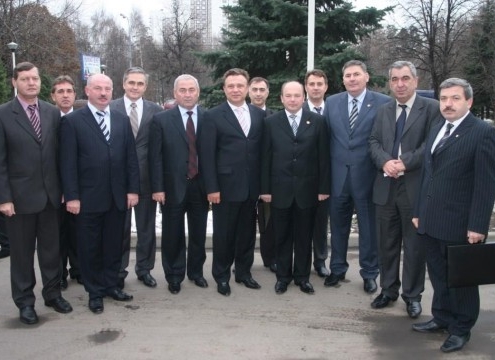 predsedatel na 5 om sezde dosaaf 2006g81 12c0631