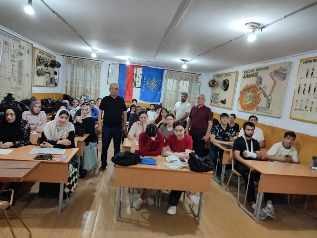 Праздничные мероприятия в честь Дня России в Буйнакской АШ 2 img 20250611 wa0077