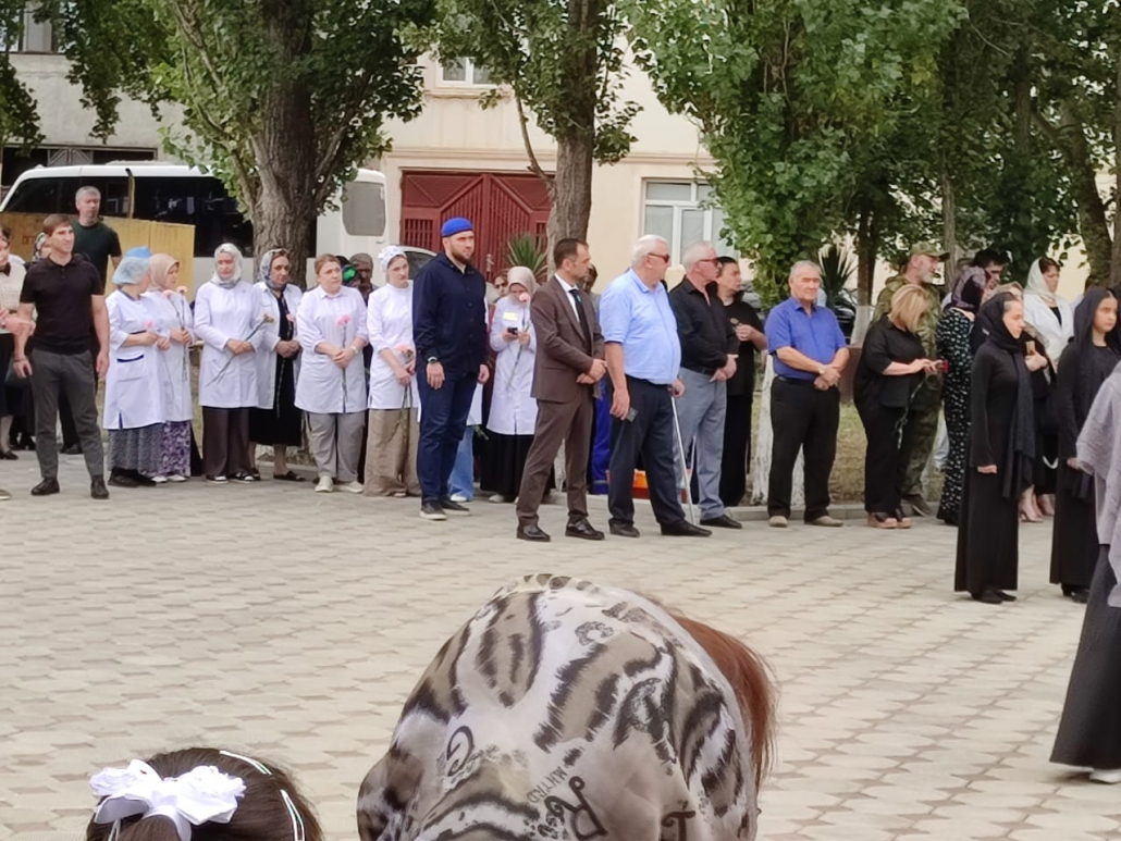 Траурные мероприятия в городе Буйнакск 3 img 20250904 wa0042