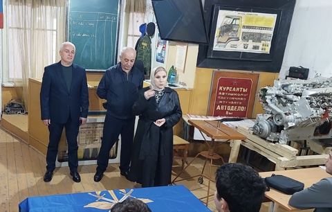 В Буйнакской автошколе прошла рабочая встреча 2 image 20 10 25 04 23 3