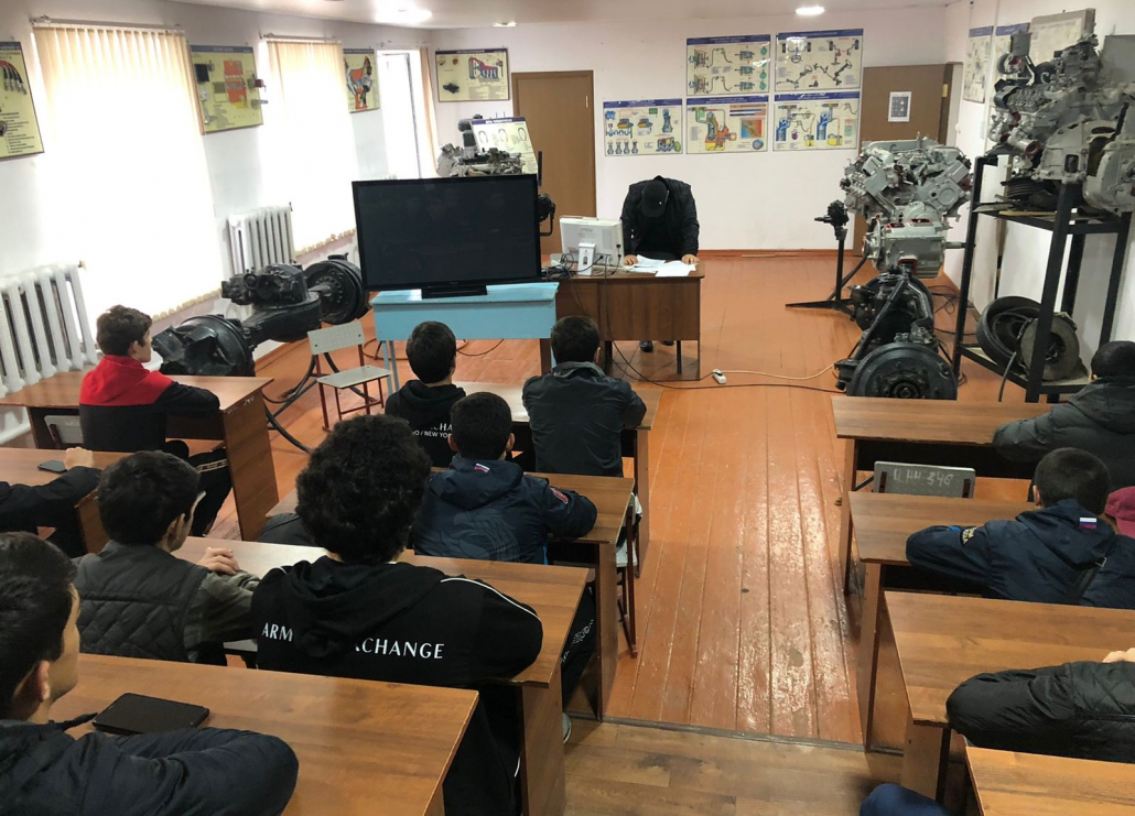 день открытых дверей в Избербашской автошколы 3 whatsapp image 2021 10 01 at 13.33.56