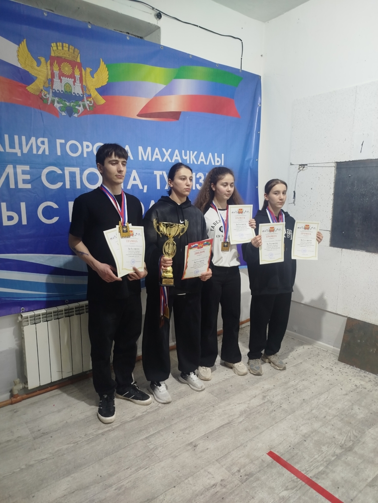 Самые меткие стрелки Махачкалинской ОТШ ДОСААФ России РД 5 1771761302614 1