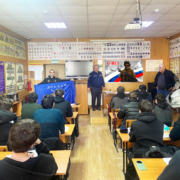 Еженедельное освещение хода выполнения задач СВО на Украине провели в Кизилюртовской автошколе. 1 1c992bd5 ada3 43e4 a5ce ff149b742492