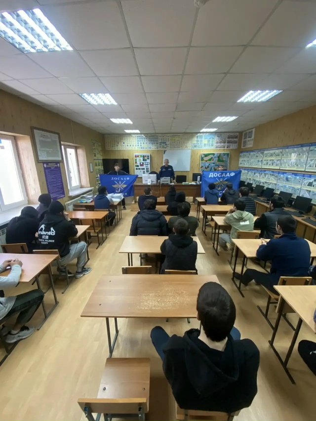 Информирование об истории и введения ГТО в Кизилюртовской автошколе. 2