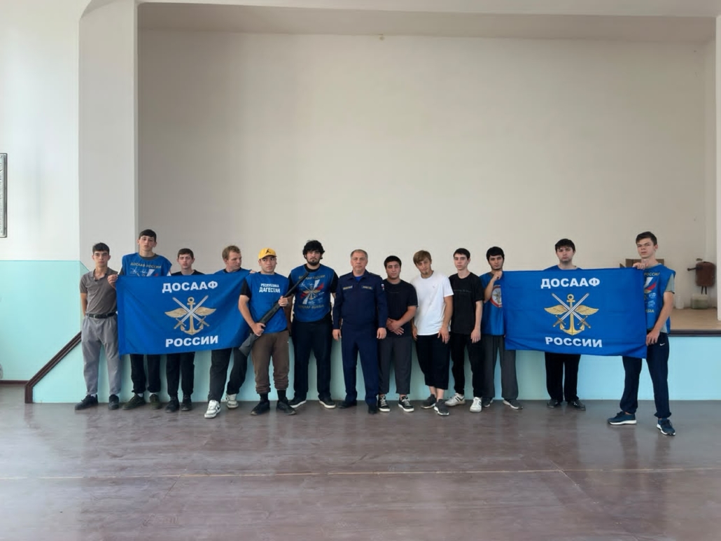 В Кизлярской автошколе ДОСААФ прошел II этап муниципального Всероссийского юношеского фестиваля «Ворошиловский стрелок». 2 img 20260710 wa0019